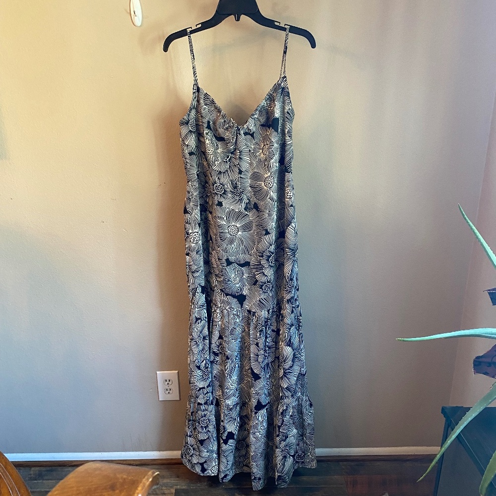 Express floral maxi dress L